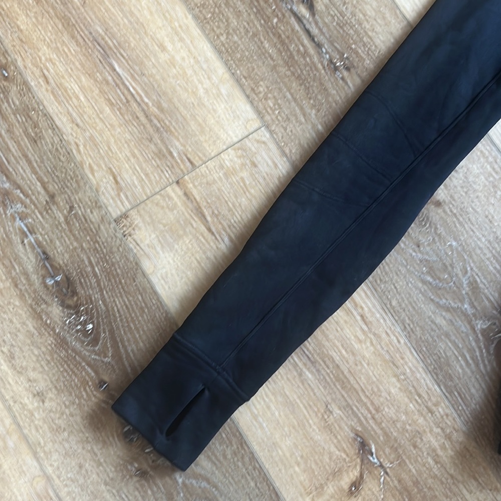 LULULEMON Snug Sprinter Jacket - Picture 9 of 16